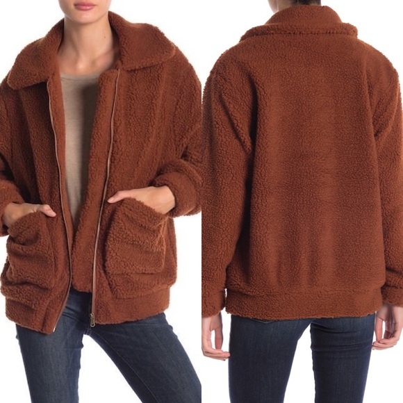 Elodie Jackets & Blazers - NWT Elodie Teddy Faux Shearling Jacket
